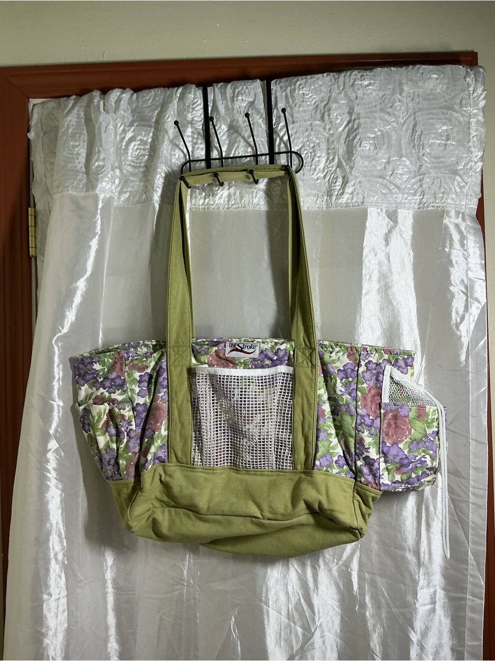 One Stroke Green Floral Mesh Tote Bag with Front Pocket - Unbranded